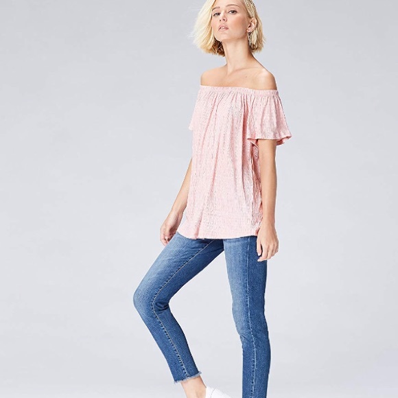 Off the shoulder pink top - Picture 2 of 4